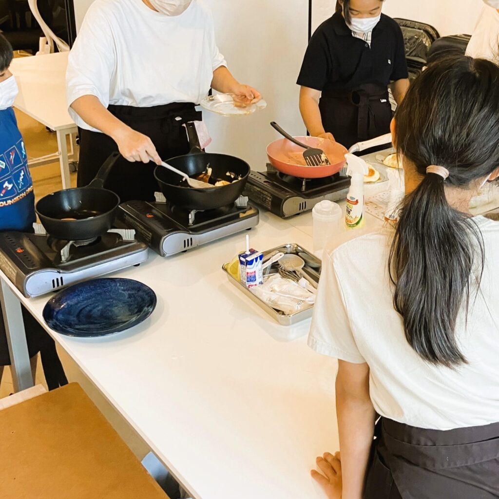 e5a9d816 53d3 4de7 b31c ab38017b3a3e